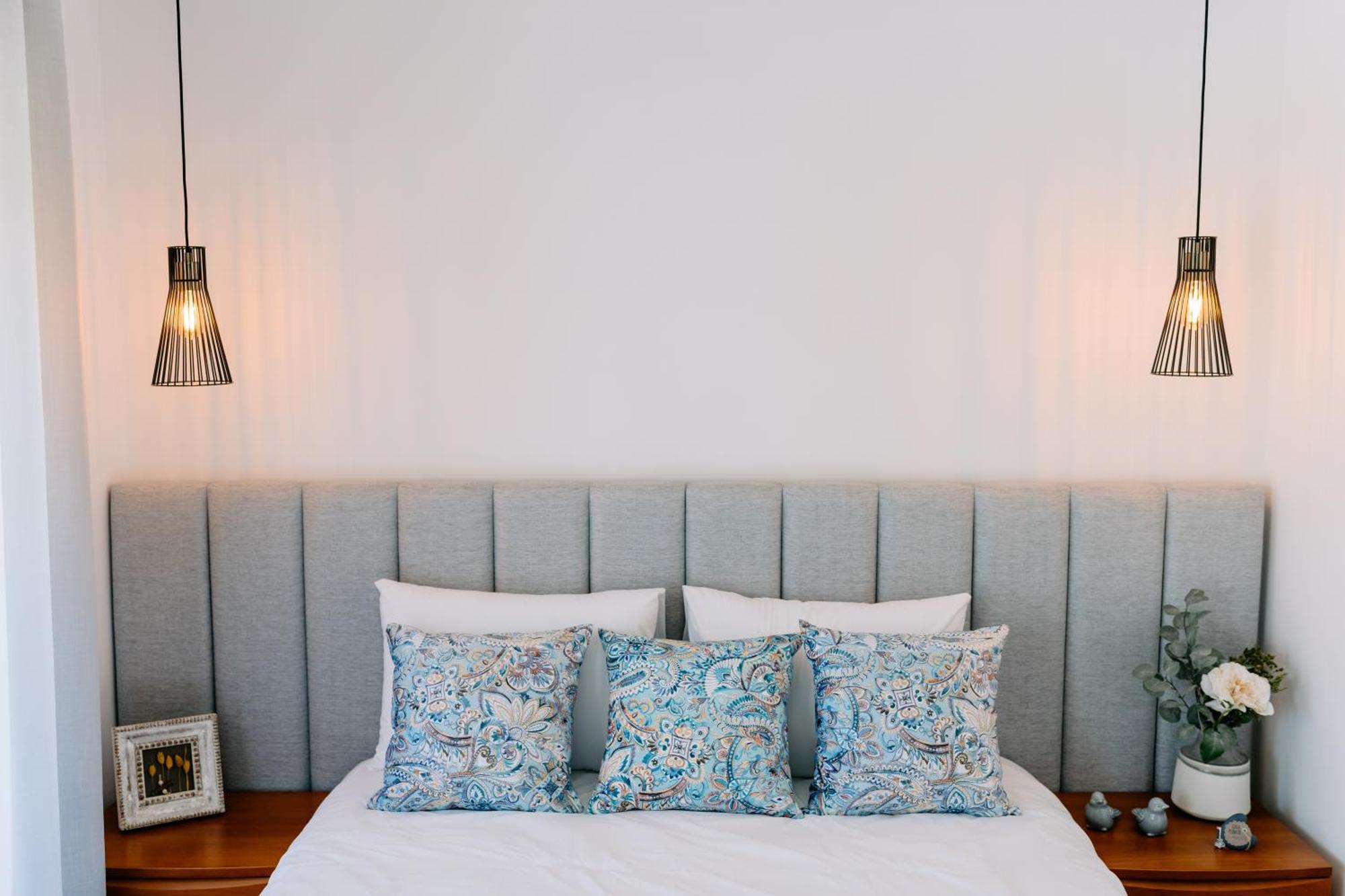 Landhaus Coliving The Valley Portugal Countryside Retreat For Digital Nomads And Hiking Lovers - Private Bedrooms With Shared Bathrooms, Shared Kitchen, And Coworking Space Vale de Cambra