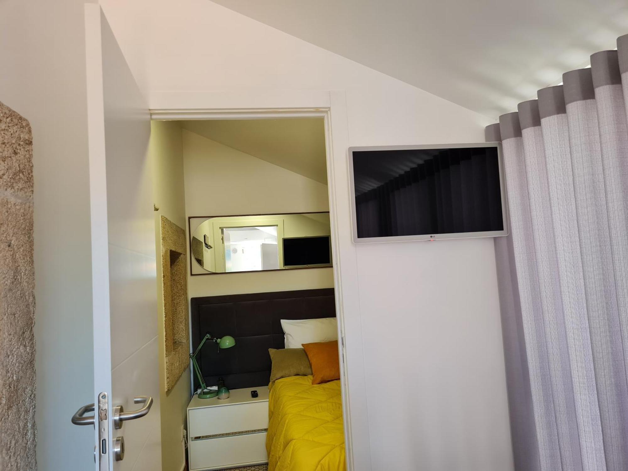 Coliving The Valley Portugal Countryside Retreat For Digital Nomads And Hiking Lovers - Private Bedrooms With Shared Bathrooms, Shared Kitchen, And Coworking Space * Vale de Cambra