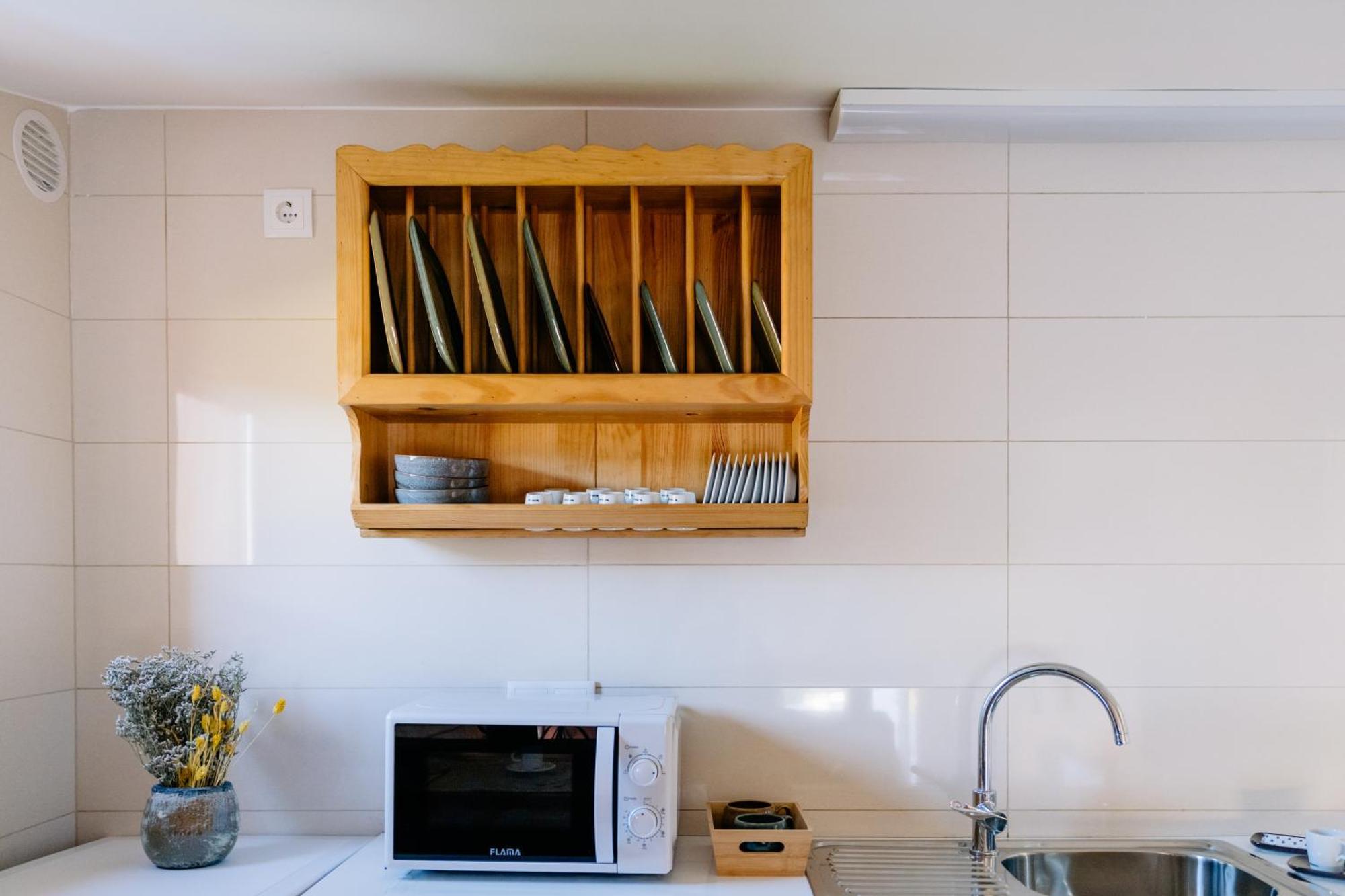 Coliving The Valley Portugal Countryside Retreat For Digital Nomads And Hiking Lovers - Private Bedrooms With Shared Bathrooms, Shared Kitchen, And Coworking Space
