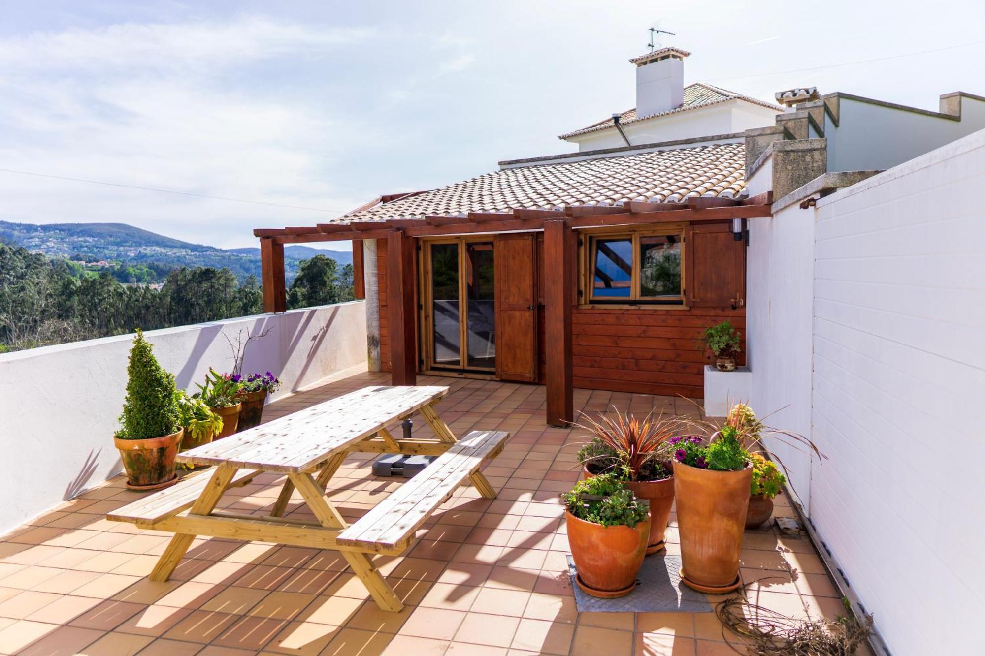 Coliving The Valley Portugal Countryside Retreat For Digital Nomads And Hiking Lovers - Private Bedrooms With Shared Bathrooms, Shared Kitchen, And Coworking Space Landhaus *